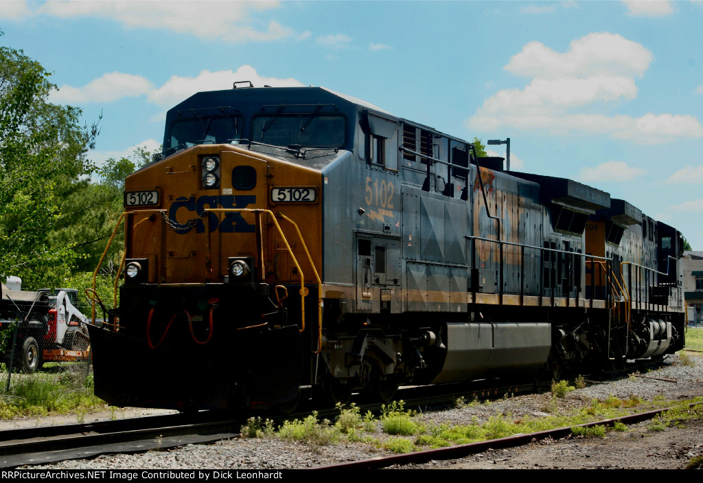 CSX 5102